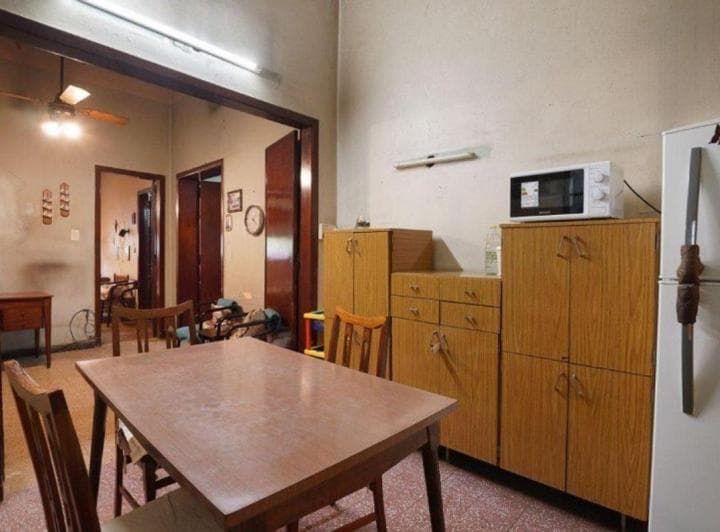 Venta Casa 7 Amb. a Refaccionar Parque Chacabuco - 3