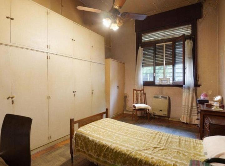 Venta Casa 7 Amb. a Refaccionar Parque Chacabuco - 5
