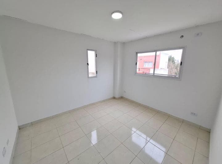 Departamento 2 Ambientes en Alquiler en Grand Bourg - 4