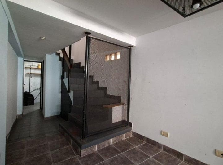 Venta V. Urquiza Oficina Cochera Apto Profesional - 4