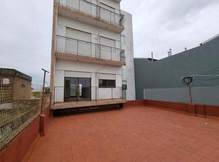 Venta Edificio con Local Comercial a Refaccionar - 3