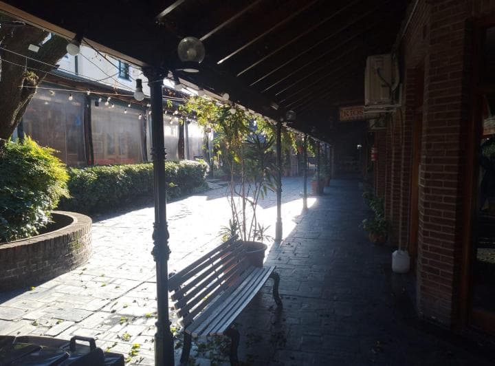 Venta Local Zona Oeste Hurlingham Paseo Florido - 3