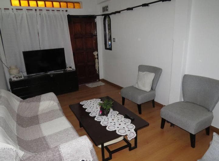 Venta de Propiedad 5 Ambientes en Villa Tesei - 4