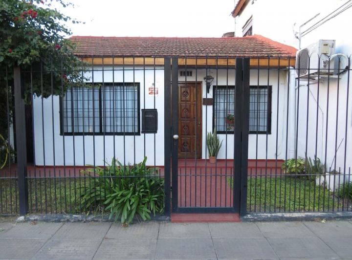 Venta de Propiedad 5 Ambientes en Villa Tesei - 2
