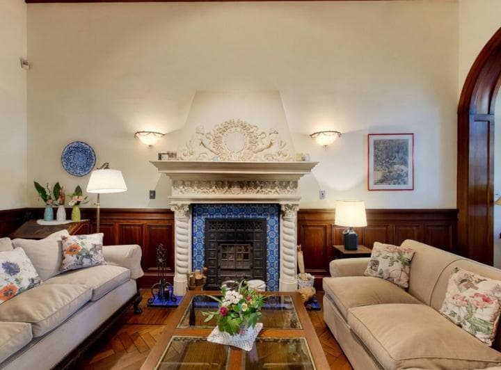 Venta Casa Neocolonial Nuñez - Jardin 200 m² C/pileta - 4
