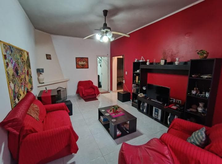 Multifamiliar. Venta El Palomar. Garaje y Parrilla - 4