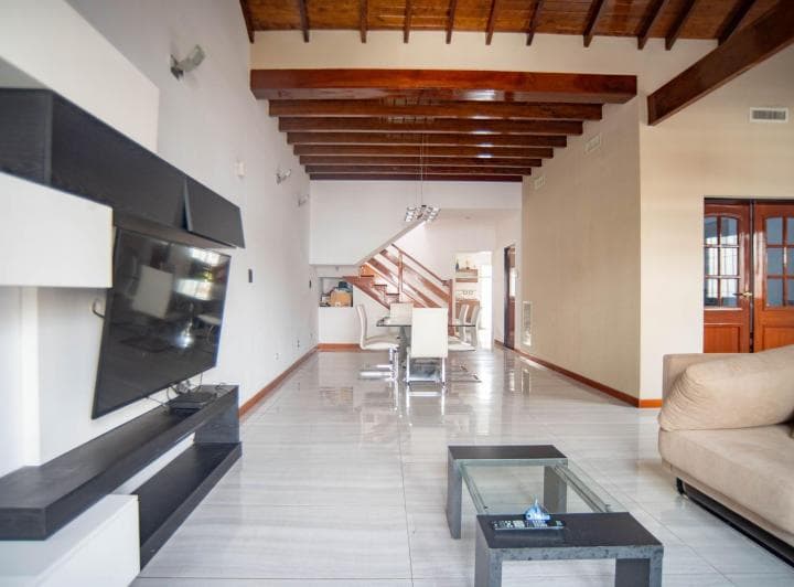 Casa 5 Amb en Venta en Ramos Mejia Jardin Piscina - 2