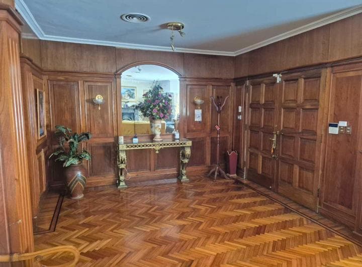Venta Casa 7 Amb, Jardin/pileta Parque Chacabuco - 3
