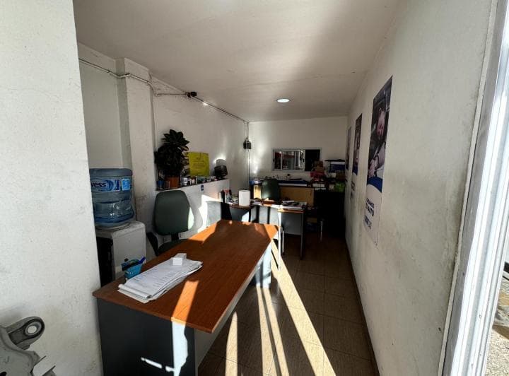 Local Comercial en Mataderos - 2