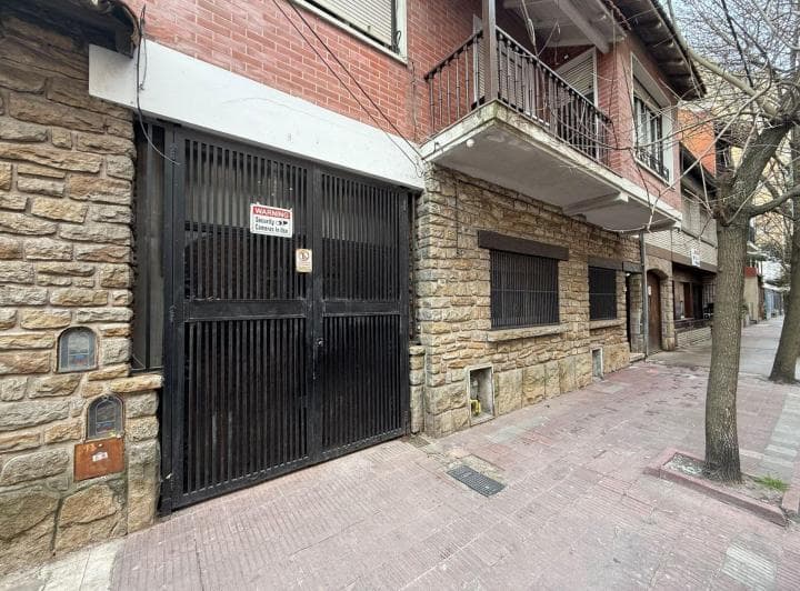 Chalet 3 Ambientes/patio Alquiler – La Perla Norte - 2