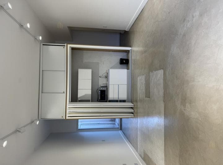 Apto Profesional - Patio Interno y Muy Luminoso - Sum y Laundry - Ideal Showroom - 3