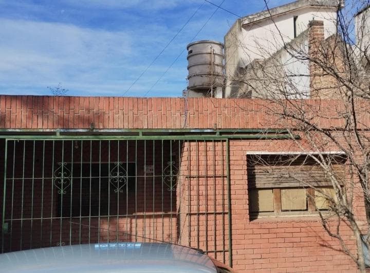 Venta | Casa 2 Dorm, 1 Baño - Apta Crédito y con Escritura - Tho - 2
