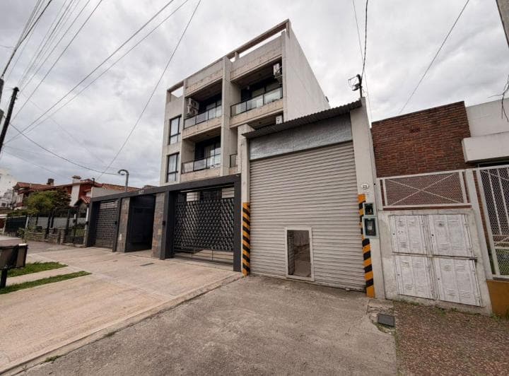 Lote Céntrico - Irregular - 305 m² // Alvarado 521 - 5