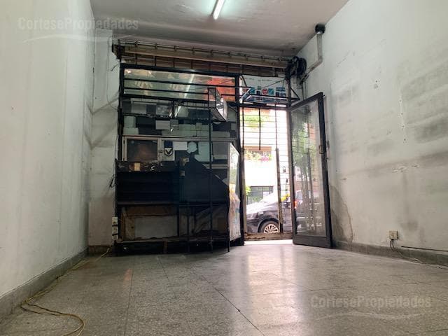 Local - Palermo - 2