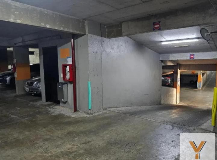 Cochera en Venta - 12 m² - Almagro - 5