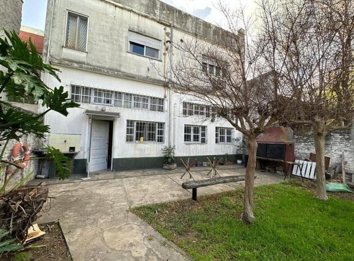 Venta de Casa 4 Amb Pileta Parque Villa Ballester - 2