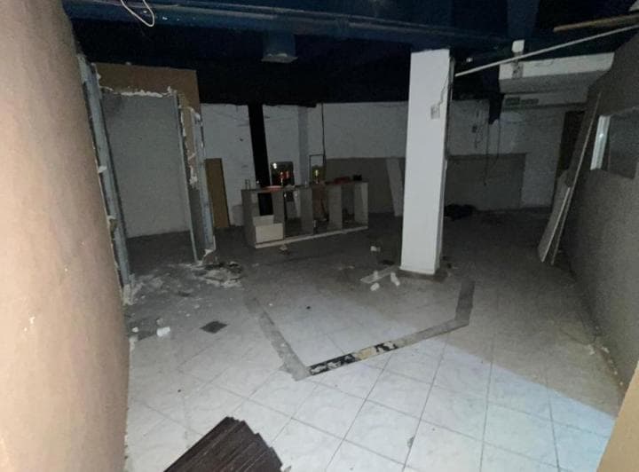 Local Comercial en Alquiler Sobre Av 160 m² - Villa Luro - 4