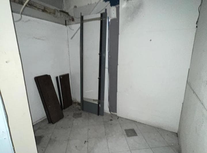Local Comercial en Alquiler Sobre Av 160 m² - Villa Luro - 5