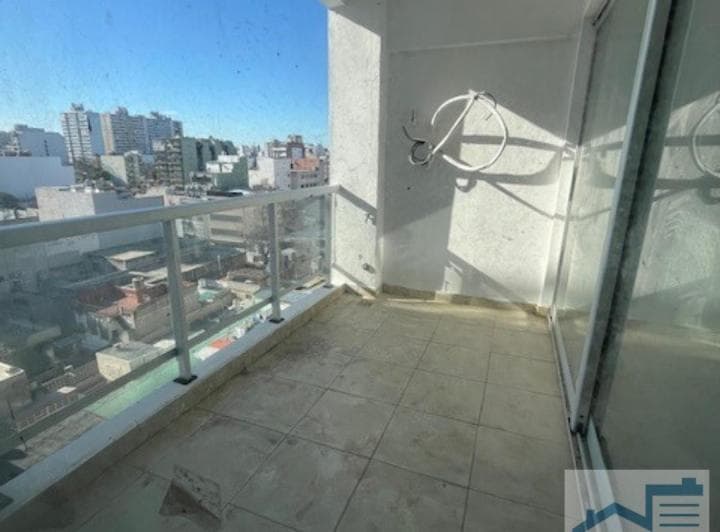 Exc 2 Amb a Estrenar Bcon Aterraz Dorm en Ste Toil Coc Comp Categ Qcho Parr Sum Coch Baul Opc - 2