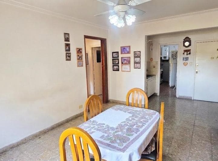 Venta Departamento Tres Ambientes Parque Chacabuco - Carabobo 500 - 2
