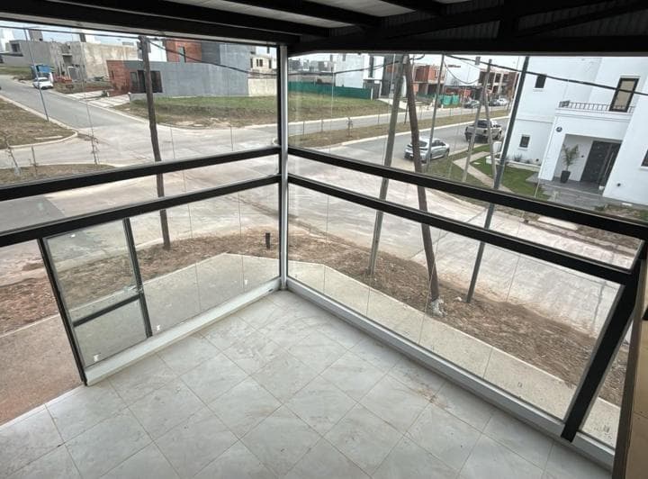 Venta Local en Docta Urbanizacion Doble Altura - 4