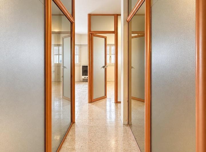Oficinas/consultorios en Alquiler – Zona Chauvin - 4