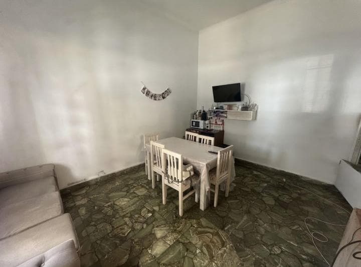 PH a Refaccionar en Venta en Flores 2 Ambientes con Patio - Oportunidad - 2