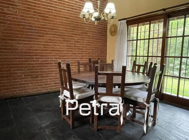 Casa en Venta en Pinamar - 5 Dorm. - Garaje Cubierto - 5