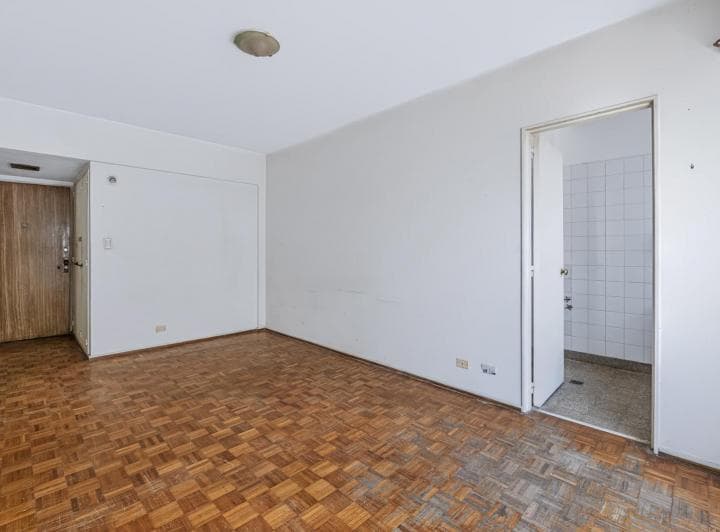 Venta Departamento Monoambiente con Cocina Separada. Piso Alto. Luminoso. Palermo. - 3