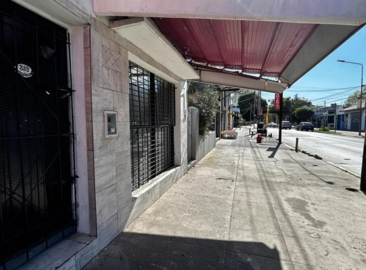 Local Comercial en Alquiler Sobre Av Balbín – Morón - 4