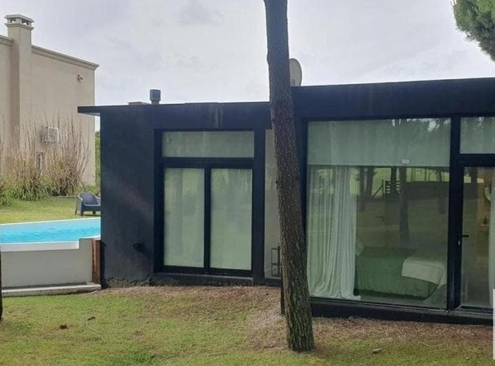 Casa en Venta - 4 Dorm. 3 Baños - Golf 2 - 4