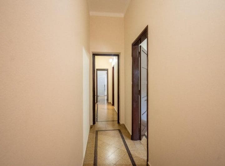 Venta Casa 3/4 Dorm. con Cochera y Patio - 2
