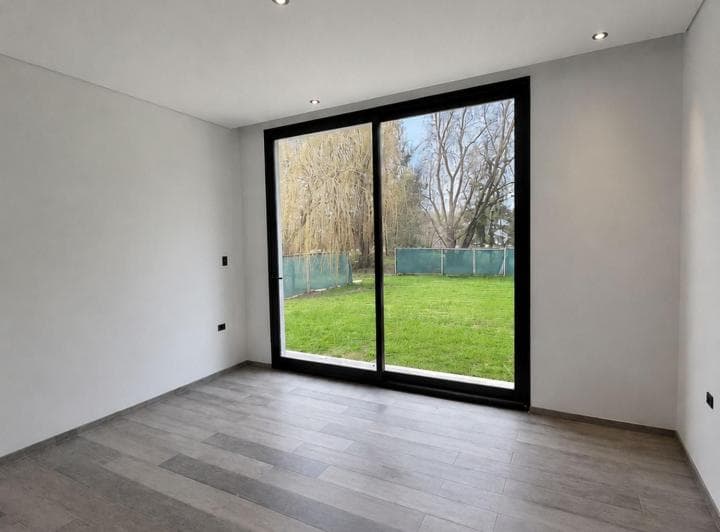 Casa en Venta en Miralagos I de 3 Dorm. - 4