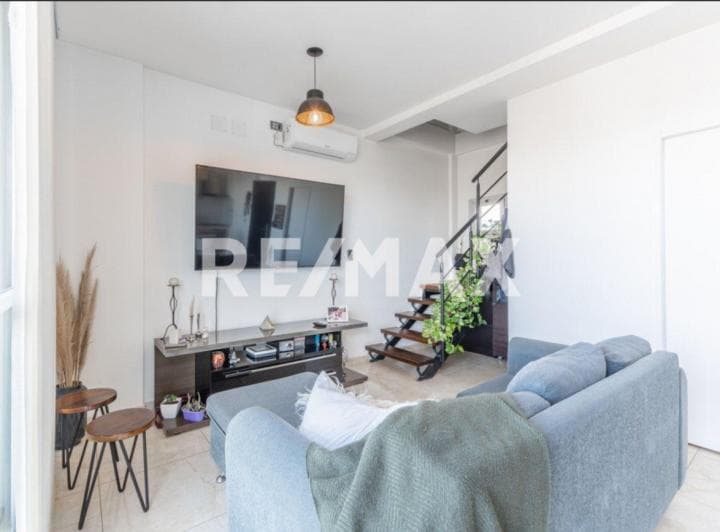 Venta Departamento 2 Dorm. Centro Neuquen - 4