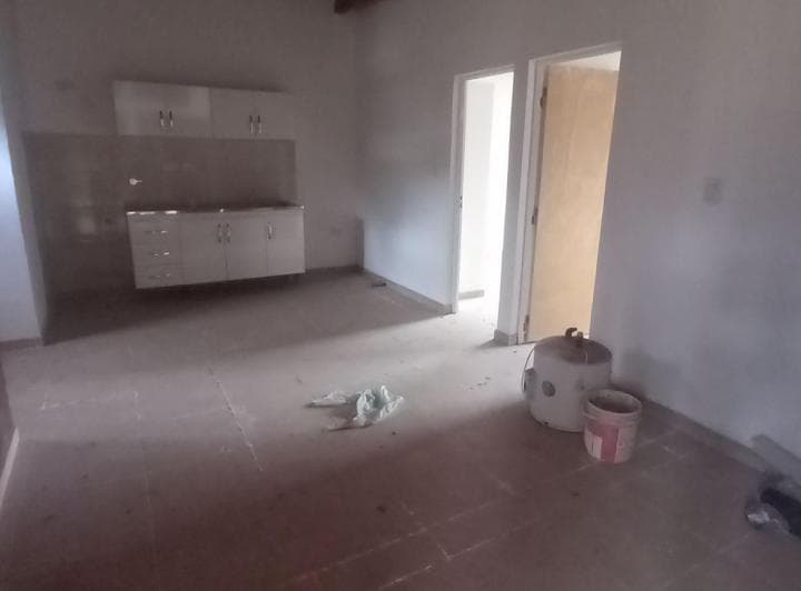 Venta Casa 2 Dorm. Pileta Cochera San Roque - 3