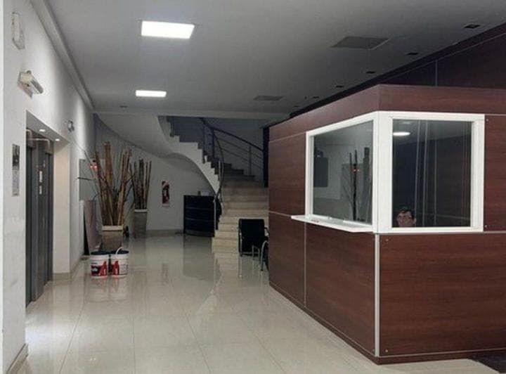 Alquiler Piso de 700 m² Zona Centro - 2
