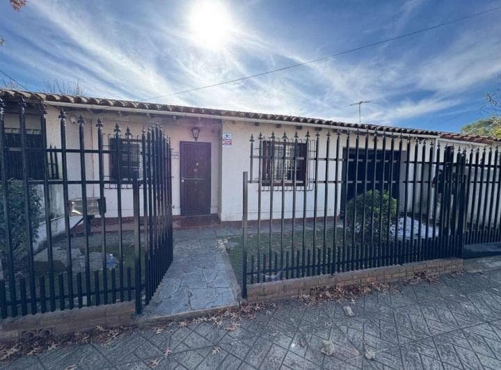 Venta Casa Tres Amb Ciudad Evita Apta Credito Pile - 3