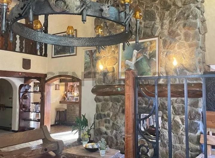 Venta Hostería – Ícono de San Martín de Los Andes Frente Al Lago Lácar - 3