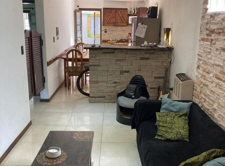 Casa 3 Ambientes con Garaje y Amplia Terraza - 3