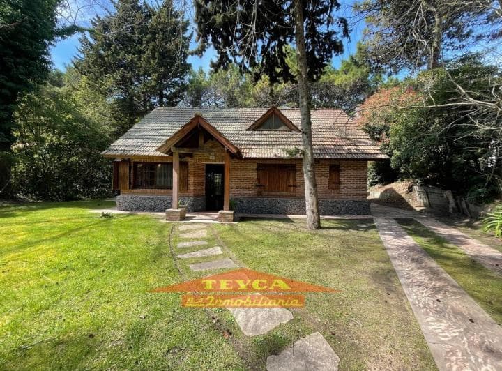 Venta, Casa de 4 Ambientes, Garage Cerrado, Pinamar Norte - 3