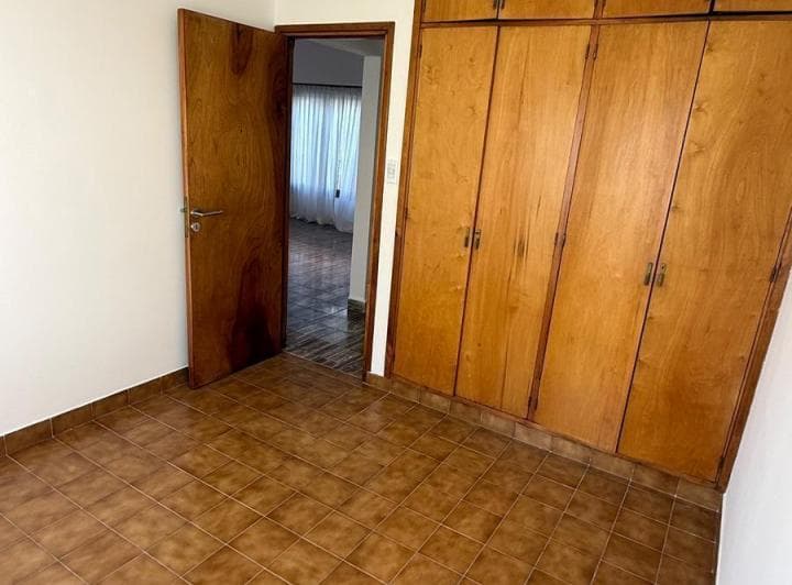Casa Tres Ambientes. San Salvador 9200. Venta. - 3