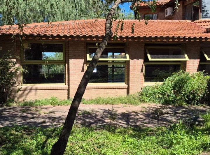 Importante Salón Gastronómico + Dpto en Merlo S. L. - 3