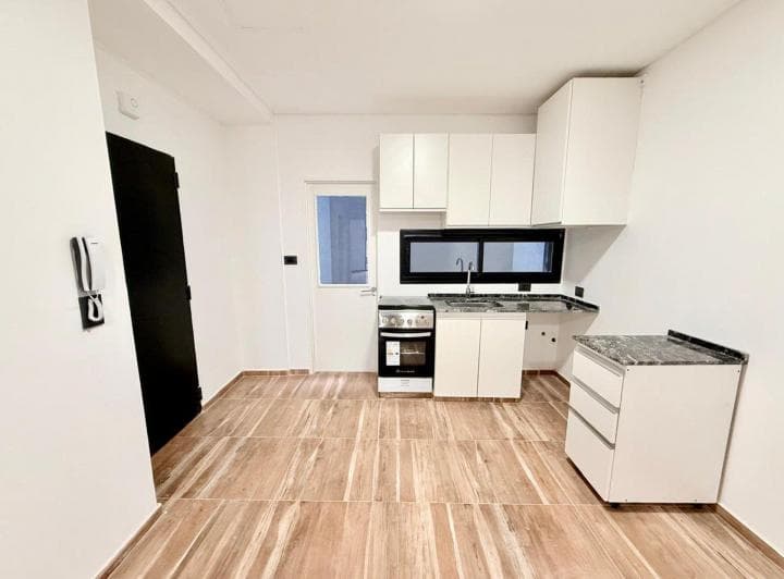Venta PH Pb 2 Ambientes con Patio - Villa Real - 2