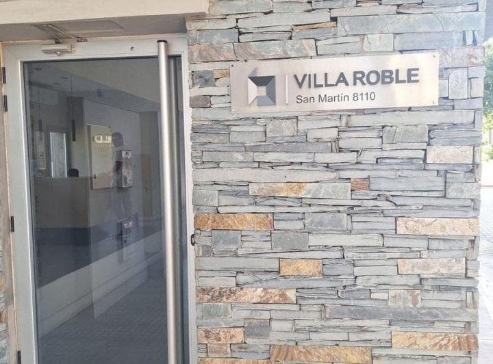 Venta Departamento en Villa Roble, Carrodilla - 3