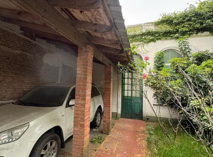 Venta – Lote Propio con Casa a Refaccionar | Villa del Parque - 3