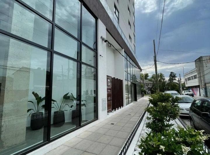 Venta Cochera en Hurlingham - 3