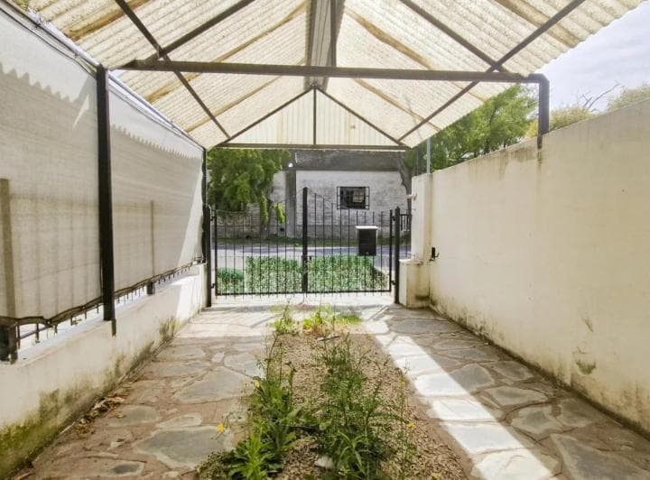 Casa en Venta - 1 Dormitorio 1 Baño - Tres Arroyos - 4