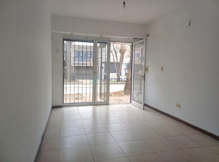 Venta · Local · Comercial · Fisherton - 5