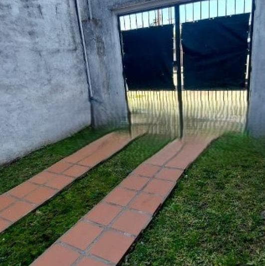 PH en Venta - 2 Dorm. 1 Baño - La Plata - 2