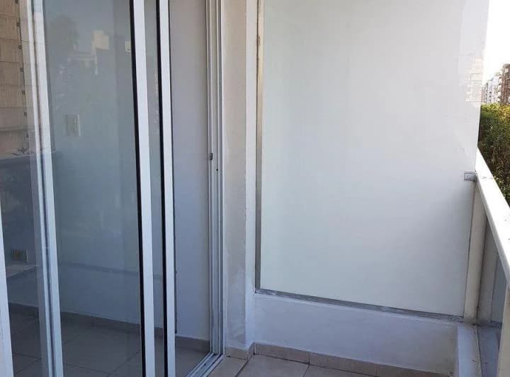 Departamento en Venta con Balcón. Barrio Martin. - 5